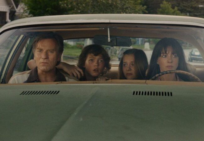 The End of Oak Street Trailer Debuts Starring Ewan McGregor and Anne Hathaway