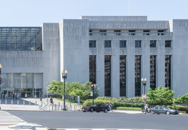 Judge Dismisses Lawsuit Over Controversial Paxil Study