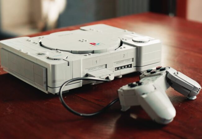 Sony unveils new PlayStation Lego set with a full disc drive